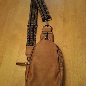 Urban Originals Anthropologie Tan Vegan Leather Sling/Crossbody Bag - NEW